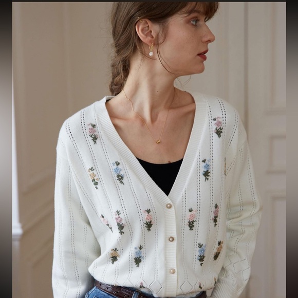 Simple Retro Sweaters - Simple Retro Floral Embroidered Handmade Cardigan Cottagecore Grandmacore